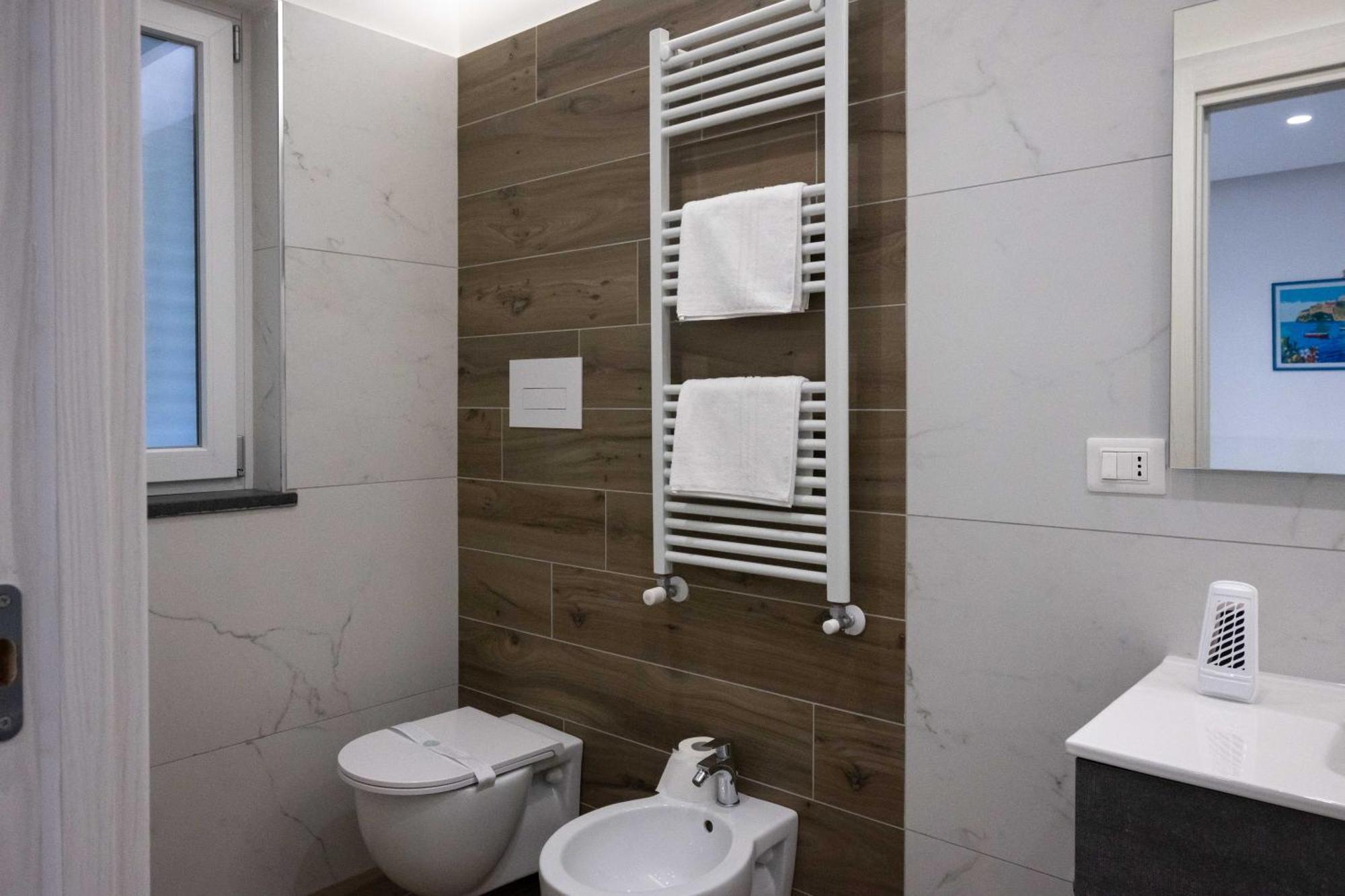 Ansiro Rooms Home Business Scisciano ภายนอก รูปภาพ